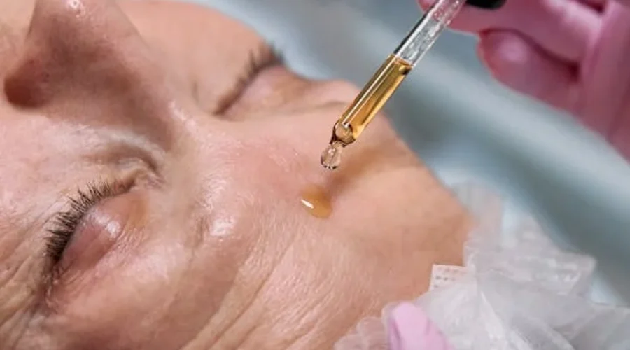 Vibriance Super C Serum: A Game-Changer in Anti-Aging Skincare